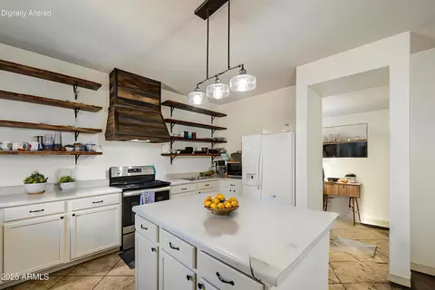 Kitchen - 4532 E Oxford Ln, Gilbert, AZ 85295 photo 4 of 4
