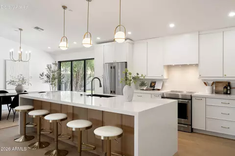 8060 E Lewis Ave, Scottsdale, AZ 85257
