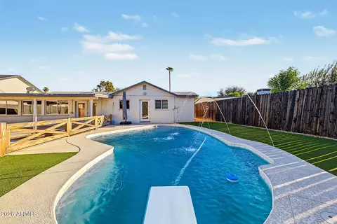 Exterior - 4234 Earll Dr, Phoenix, AZ 85018 photo 10 of 12