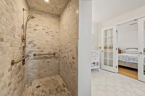 Bath - 4234 Earll Dr, Phoenix, AZ 85018 photo 3 of 4