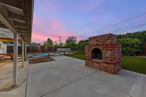 Exterior - 4234 Earll Dr, Phoenix, AZ 85018 photo 4 of 12