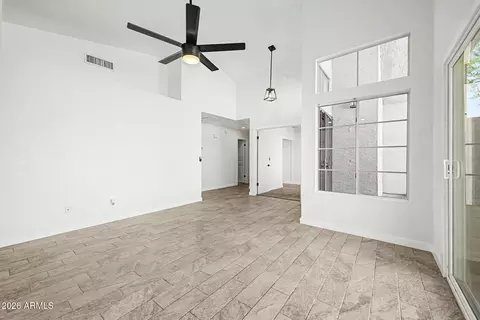 Living - 1701 E Carter Rd, Phoenix, AZ 85042 photo 4 of 4