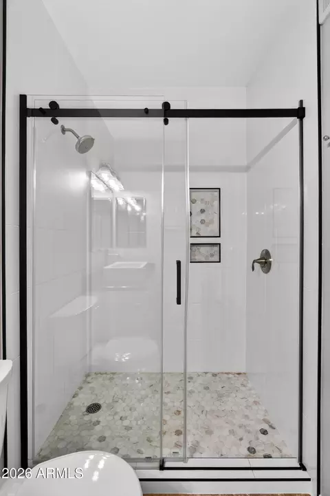 Bath - 1701 E Colter St #401, Phoenix, AZ 85016 photo 5 of 5