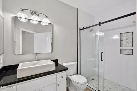 Bath - 1701 E Colter St #401, Phoenix, AZ 85016 photo 4 of 5