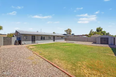 Exterior - 333 E Park Ave, Gilbert, AZ 85234 photo 3 of 5