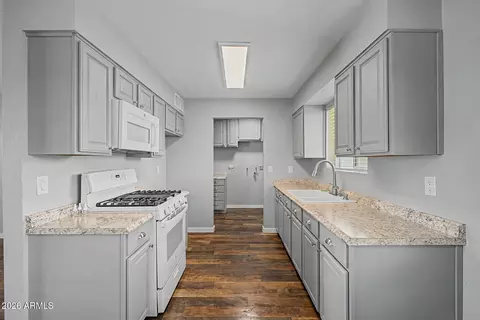 Kitchen - 333 E Park Ave, Gilbert, AZ 85234 photo 2 of 2