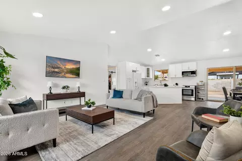 Other - 2826 E Cactus Rd, Phoenix, AZ 85032 photo 2 of 7