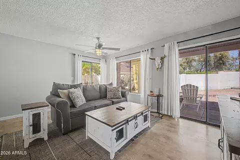 Living - 1126 E Villa Maria Dr, Phoenix, AZ 85022 photo 2 of 3