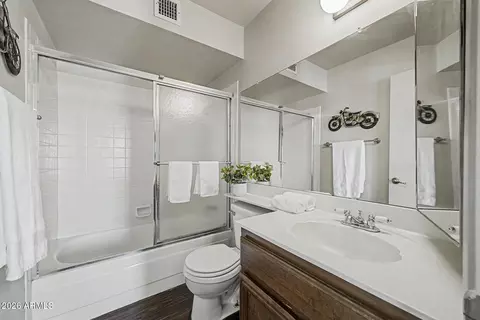 Bath - 1126 E Villa Maria Dr, Phoenix, AZ 85022 photo 2 of 2