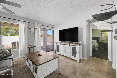 Living - 1126 E Villa Maria Dr, Phoenix, AZ 85022 photo 1 of 3