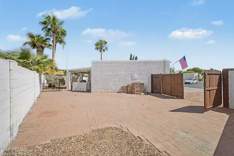 Exterior - 1126 E Villa Maria Dr, Phoenix, AZ 85022 photo 6 of 7