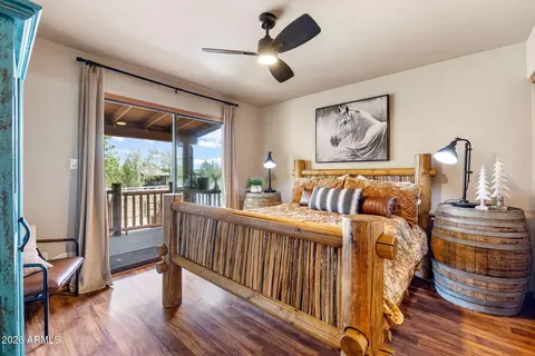 Bedroom - 2332 Buffalo Loop, Overgaard, AZ 85933 photo 1 of 3