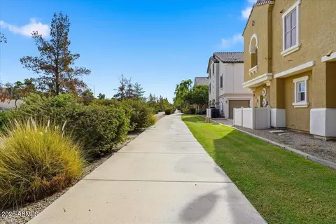 Entry Way - 4076 E Jasper Dr, Gilbert, AZ 85296 photo 3 of 3