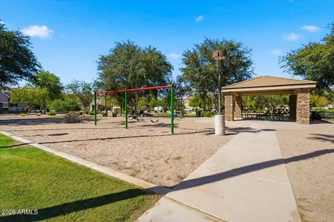Exterior - 4076 E Jasper Dr, Gilbert, AZ 85296 photo 5 of 5