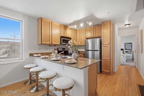 Kitchen - 4076 E Jasper Dr, Gilbert, AZ 85296 photo 1 of 4