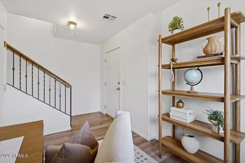 Entry Way - 4076 E Jasper Dr, Gilbert, AZ 85296 photo 2 of 3