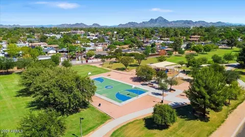 View/Area - 1209 W Medlock Dr, Phoenix, AZ 85013 photo 4 of 4