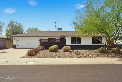 Exterior - 1209 W Medlock Dr, Phoenix, AZ 85013 photo 2 of 8