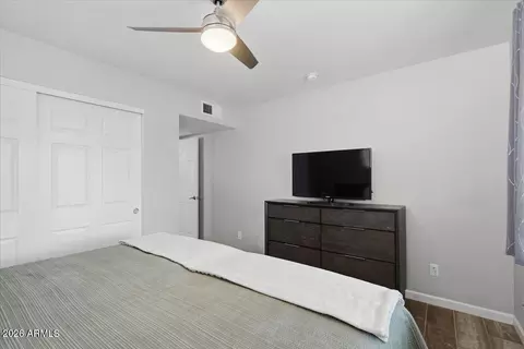 Bedroom - 1209 W Medlock Dr, Phoenix, AZ 85013 photo 1 of 5