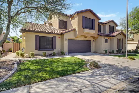 Exterior - 1429 Elgin St, Gilbert, AZ 85295 photo 3 of 5
