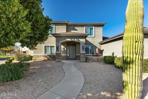 Exterior - 7114 E Grandview St, Mesa, AZ 85207 photo 3 of 9