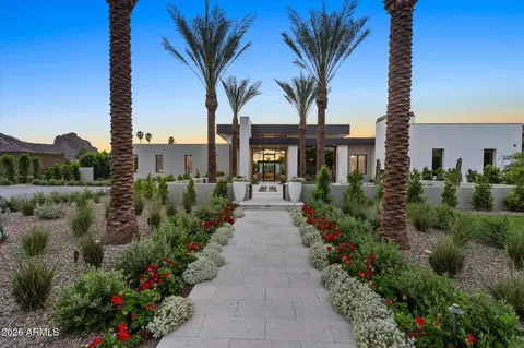 6528 N 60th St, Paradise Valley, AZ 85253