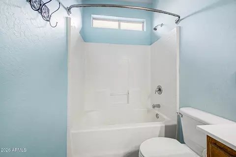 Bath - 711 N Pheasant Dr, Gilbert, AZ 85234 photo 6 of 8
