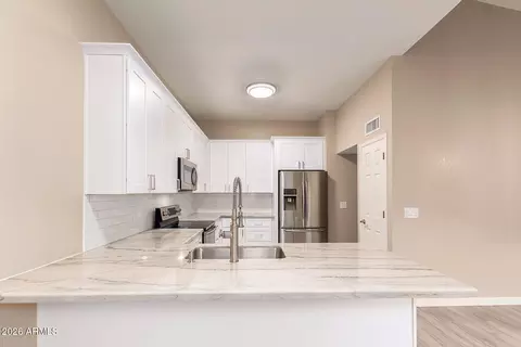 Kitchen - 4223 E Agave Rd, Phoenix, AZ 85044 photo 1 of 1