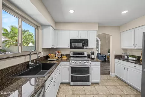 Kitchen - 3366 E Windsong Dr, Phoenix, AZ 85048 photo 3 of 3