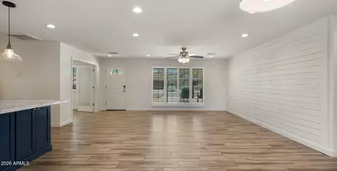 Living - 2255 E Piestewa Peak Dr, Phoenix, AZ 85016 photo 2 of 5