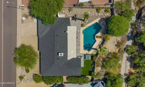 View/Area - 2255 E Piestewa Peak Dr, Phoenix, AZ 85016 photo 2 of 3