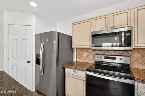 Kitchen - 3480 S Bowman Rd, Apache Junction, AZ 85119 photo 3 of 7