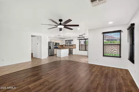 Living - 3480 S Bowman Rd, Apache Junction, AZ 85119 photo 3 of 4