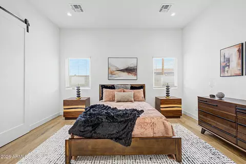 Bedroom - 1826 E Whitton Ave, Phoenix, AZ 85016 photo 4 of 6