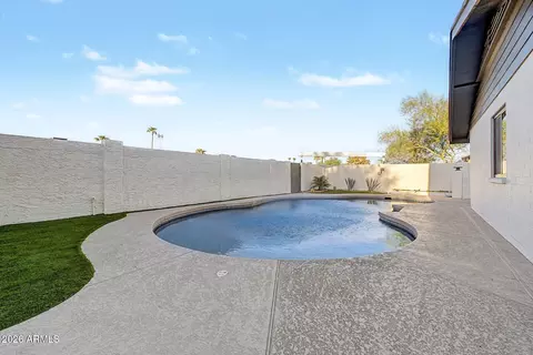 Exterior - 2808 E Lupine Ave, Phoenix, AZ 85028 photo 15 of 19