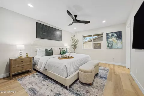 Bedroom - 2808 E Lupine Ave, Phoenix, AZ 85028 photo 1 of 8