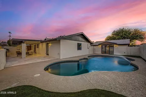Exterior - 2808 E Lupine Ave, Phoenix, AZ 85028 photo 12 of 19