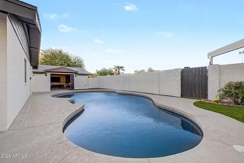 Exterior - 2808 E Lupine Ave, Phoenix, AZ 85028 photo 18 of 19