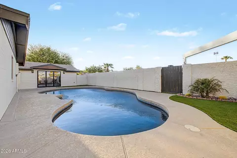 Exterior - 2808 E Lupine Ave, Phoenix, AZ 85028 photo 14 of 19