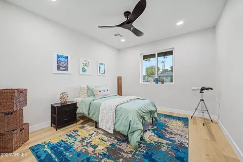 Bedroom - 2808 E Lupine Ave, Phoenix, AZ 85028 photo 5 of 8