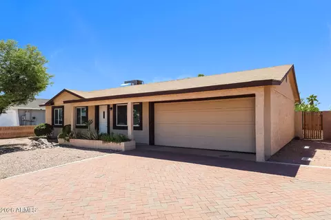 Exterior - 3429 E Blanche Dr, Phoenix, AZ 85032 photo 2 of 3