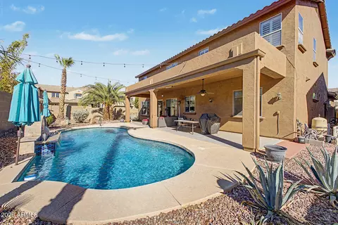 Exterior - 4932 W Marcus Dr, Phoenix, AZ 85083 photo 4 of 6