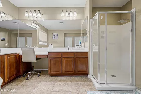 Bath - 4932 W Marcus Dr, Phoenix, AZ 85083 photo 2 of 6