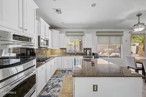 Kitchen - 4932 W Marcus Dr, Phoenix, AZ 85083 photo 3 of 3