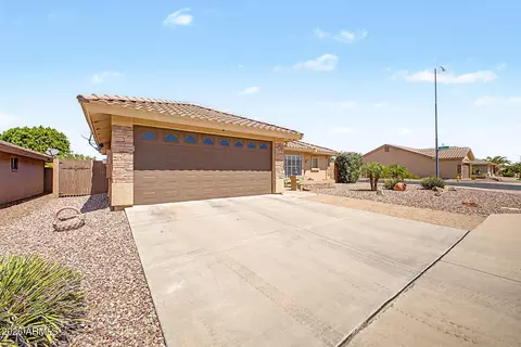 Exterior - 10918 E Oro Ave, Mesa, AZ 85212 photo 2 of 7