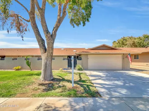 18414 N 104th Ave, Sun City, AZ 85373