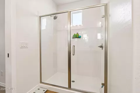 Bath - 26327 N 22nd Dr, Phoenix, AZ 85085 photo 1 of 4