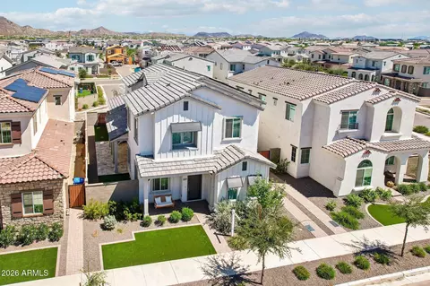 Exterior - 26327 N 22nd Dr, Phoenix, AZ 85085 photo 6 of 7