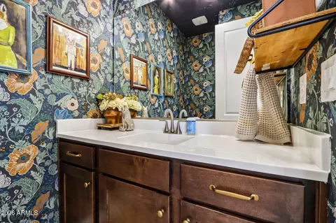 Bath - 26327 N 22nd Dr, Phoenix, AZ 85085 photo 2 of 4