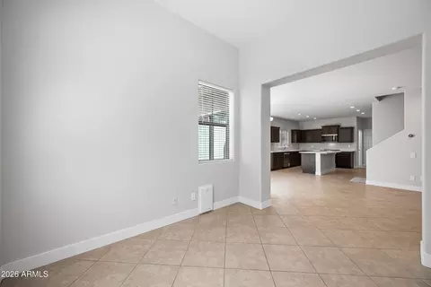 Entry Way - 1948 W Davis Rd, Phoenix, AZ 85023 photo 2 of 8